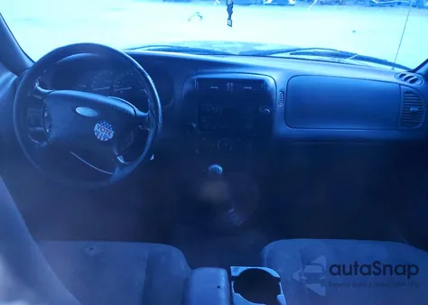 2001 Ford Ranger z USA, uszkodzony, nr VIN 1FTYR10D81PB65692